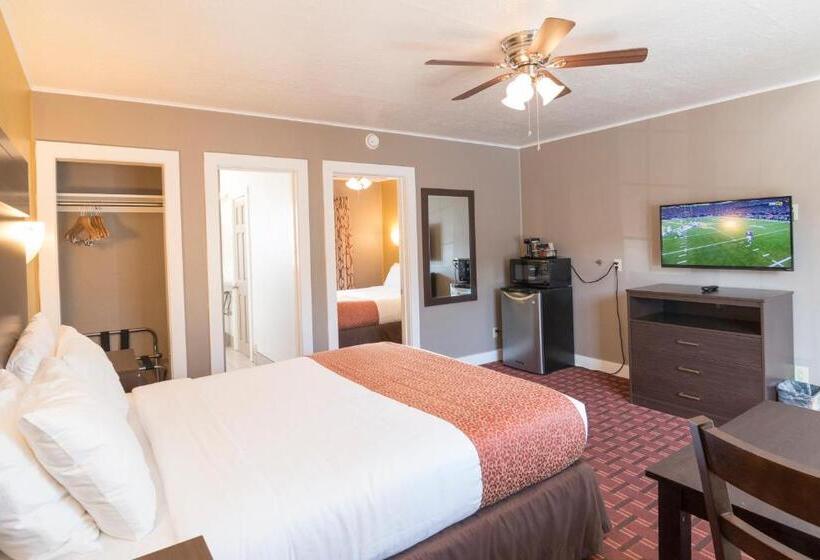 Quarto Familiar, Capitol Hill Motel