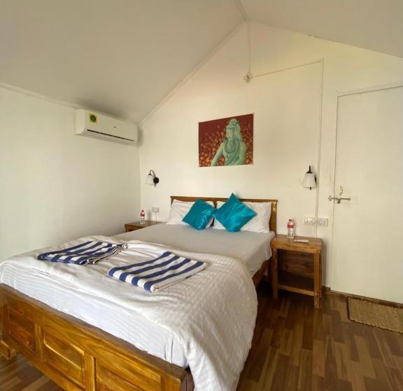 디럭스 룸 바다 전망, Omkar Beach Bungalow