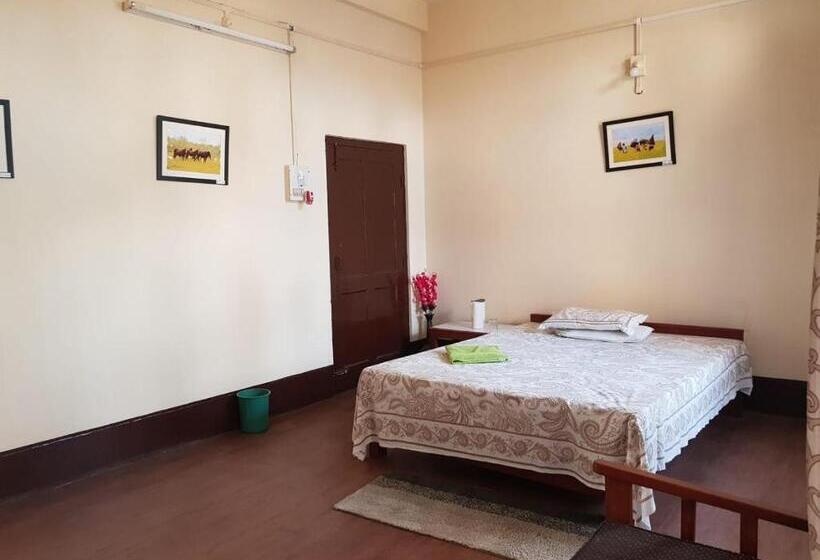 Трехместный Номер Deluxe, Bhaskar Homestay