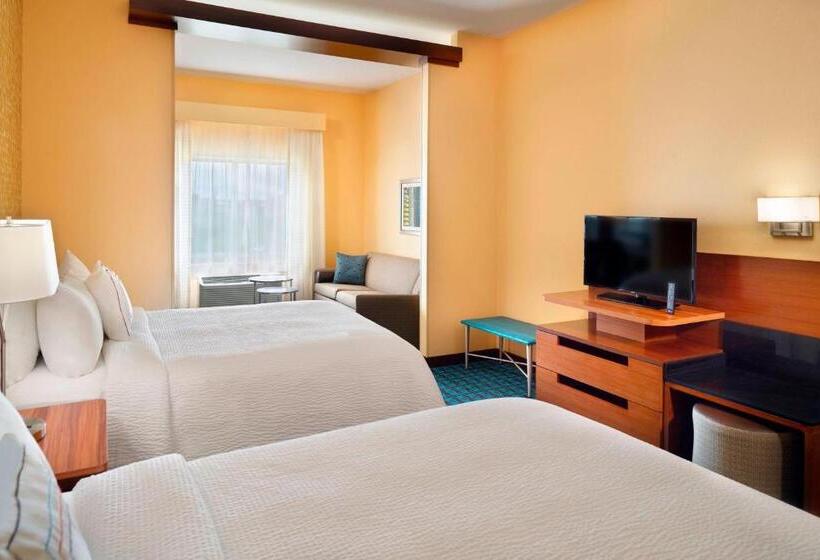 Люкс, Fairfield Inn & Suites By Marriott Hendersonville Flat Rock