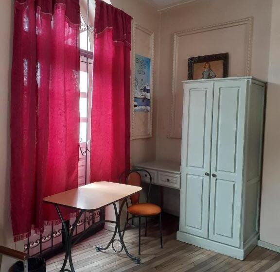 ファミリールーム, Hostal Mediodia