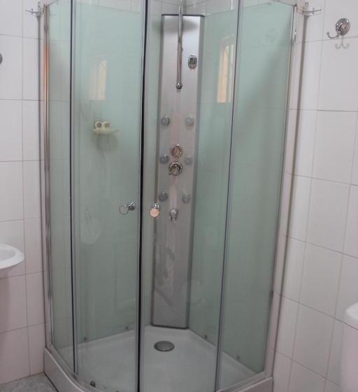 标准间, Hostal Baquedano