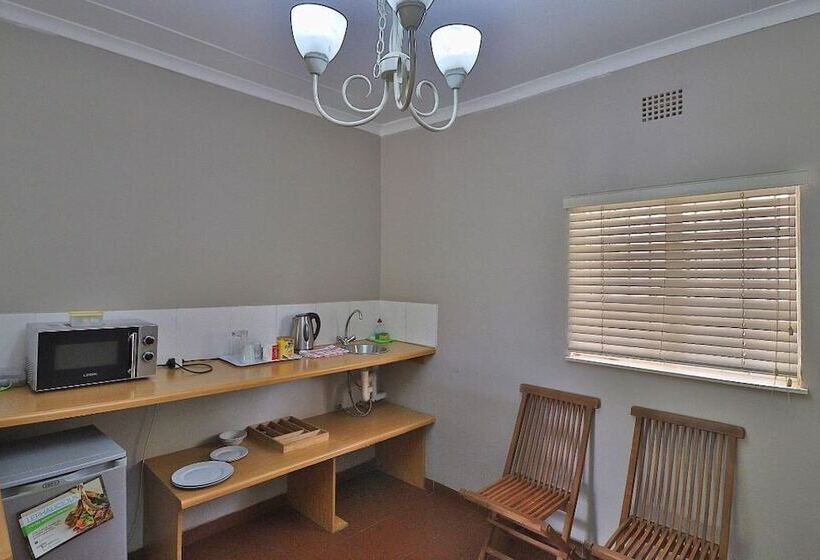اتاق استاندارد, Inca Lily Accommodation