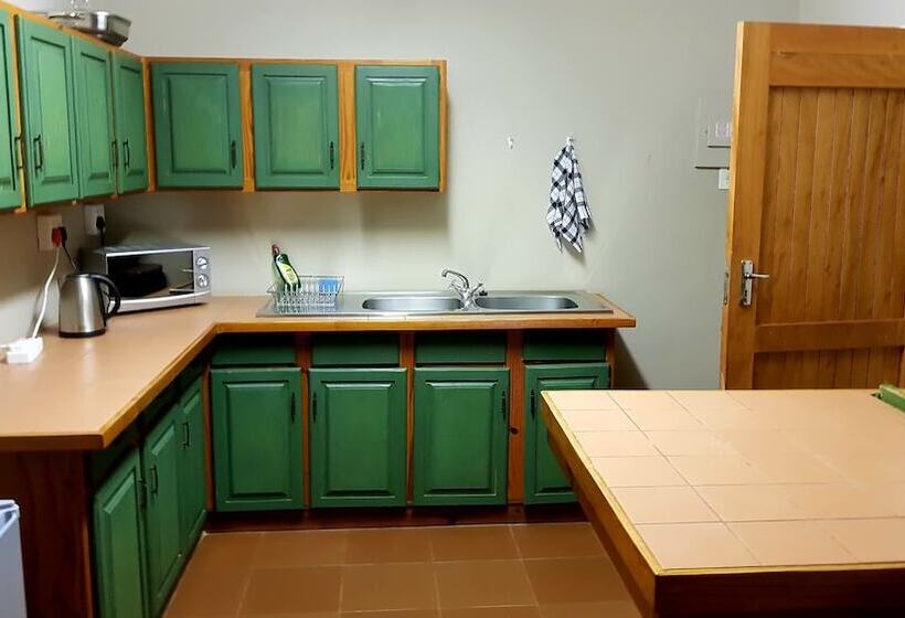 اتاق استاندارد, Inca Lily Accommodation