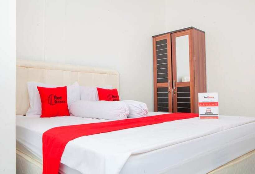 Номер Стандарт, Reddoorz Near Telkom Corporate University