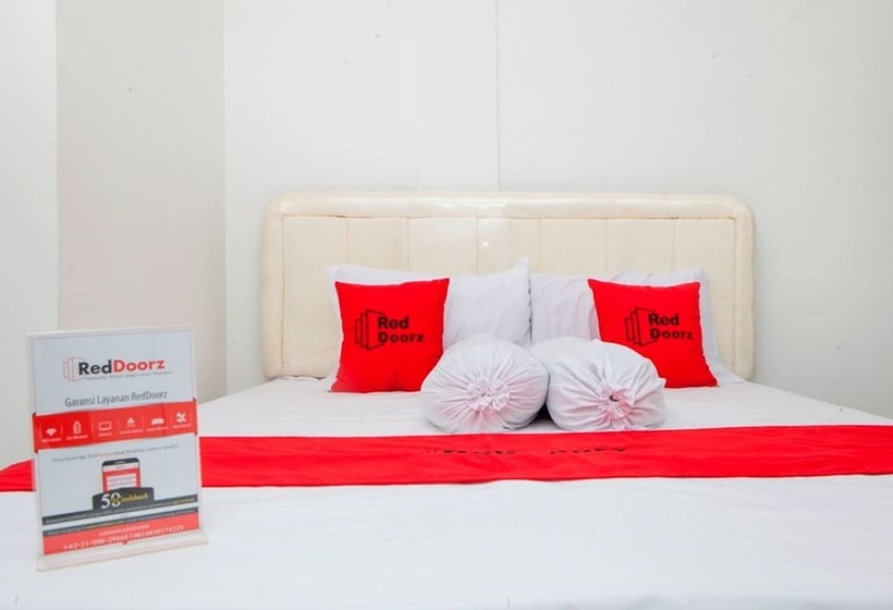 Номер Economy, Reddoorz Near Telkom Corporate University