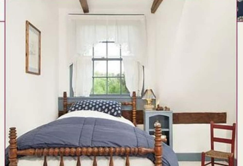 Номер Стандарт, The Featherbed Inn