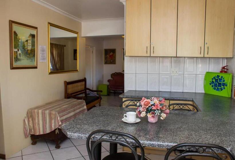 Апартаменты 3 Спальни, De Helling Self Catering