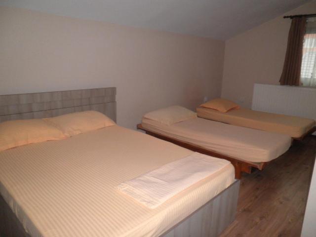 اتاق خانوادگی با سرویس بهداشتی مشترک, Casa Didina