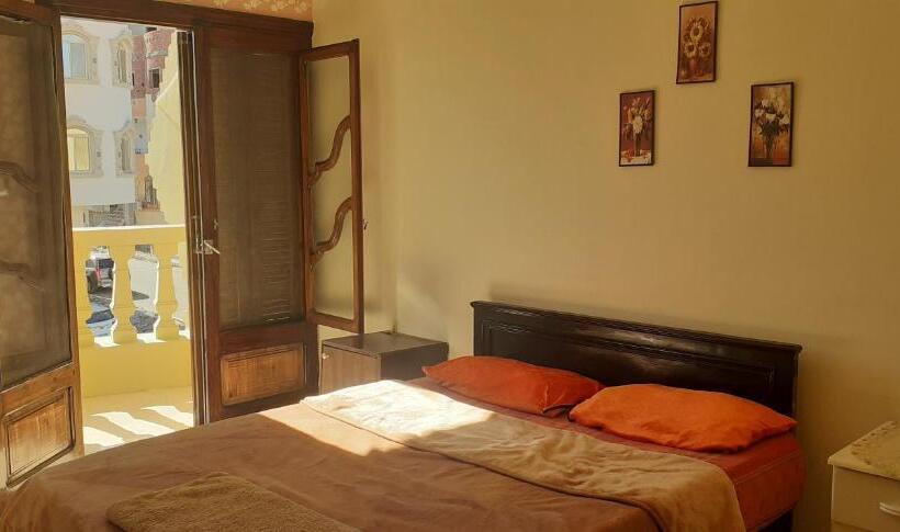 اتاق لوکس با بالکن, Villamar Sea View Rooms & Apartments