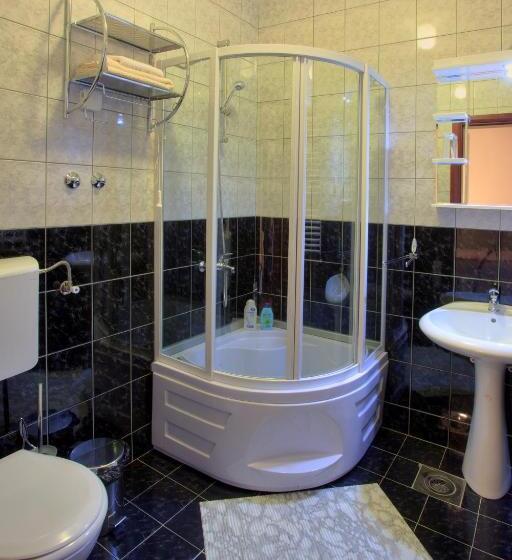 اتاق لوکس, Guesthouse Vitez