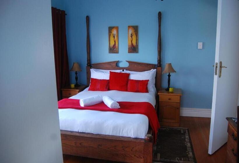 Quarto Estandar, De Charmoy Riverside