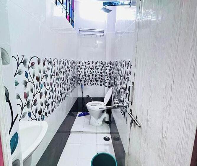 Quarto Triplo Deluxe, Nukkad Guest House