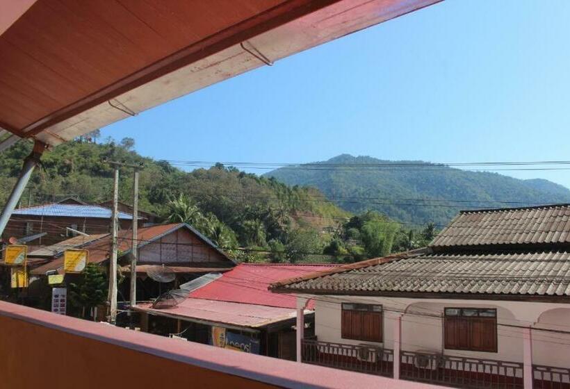 패밀리 룸, Pakbeng Guesthouse