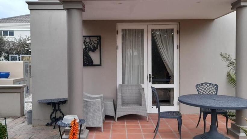 Номер Стандарт, Erinvale Garden Cottage