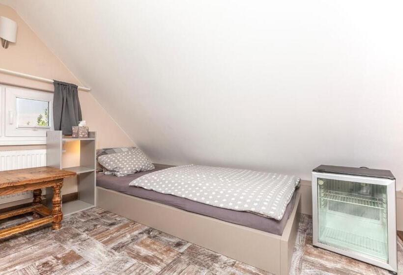 Студия Стандарт, Bnb Comfort Guesthouse Olten   Lostorf