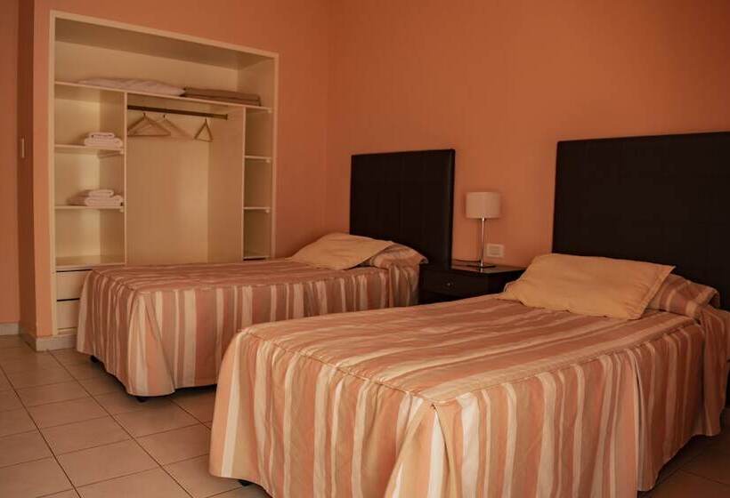 Апартаменты 2 Спальни, Los Robles Apart