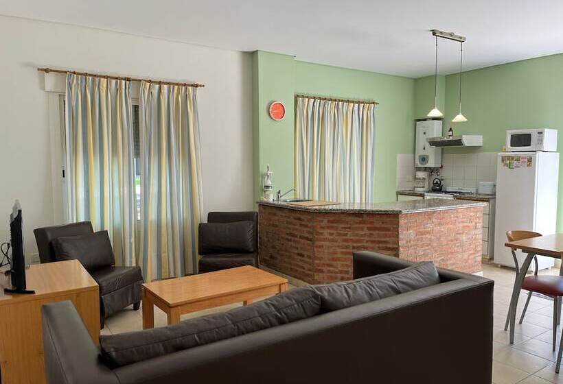 Апартаменты 2 Спальни, Los Robles Apart