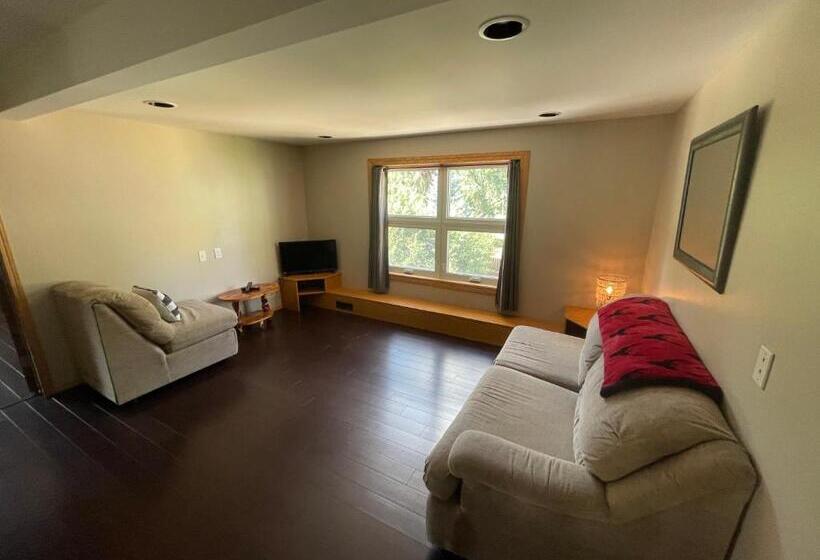 Дом 1 Спальня, Blaeberry Valley Vacation Rentals