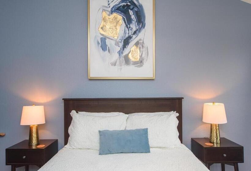 Номер Deluxe Вид на Море, The Inn On Pamlico Sound