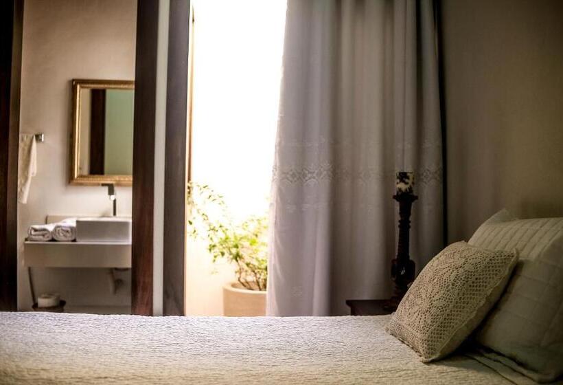 Suite com Varanda, Pé Na Areia   Lá Em Casa