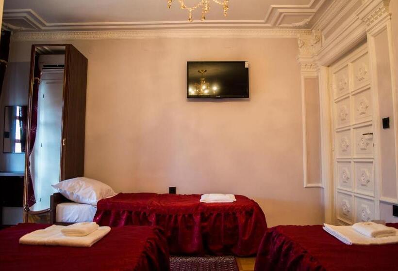 اتاق استاندارد سه نفره, Apartmani Vivaldi Niš