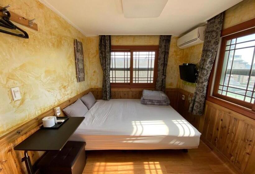 Номер Стандарт Индивидуальный, Gudeok Guesthouse
