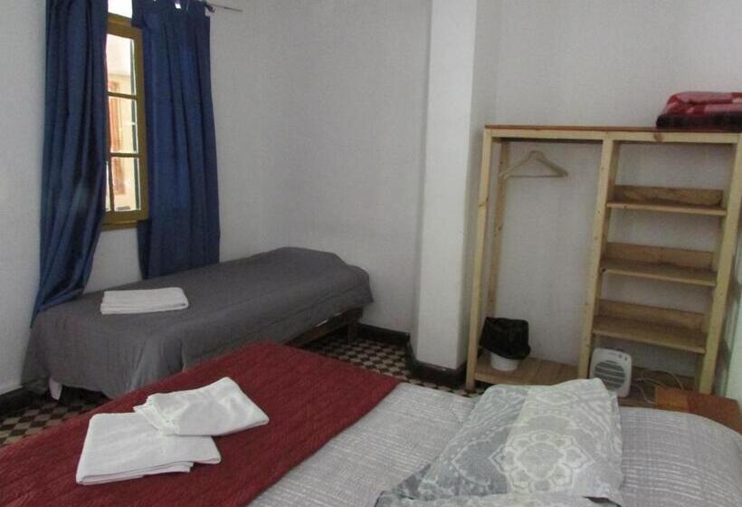 Номер Стандарт Трехместный, Hostal Los Peñones