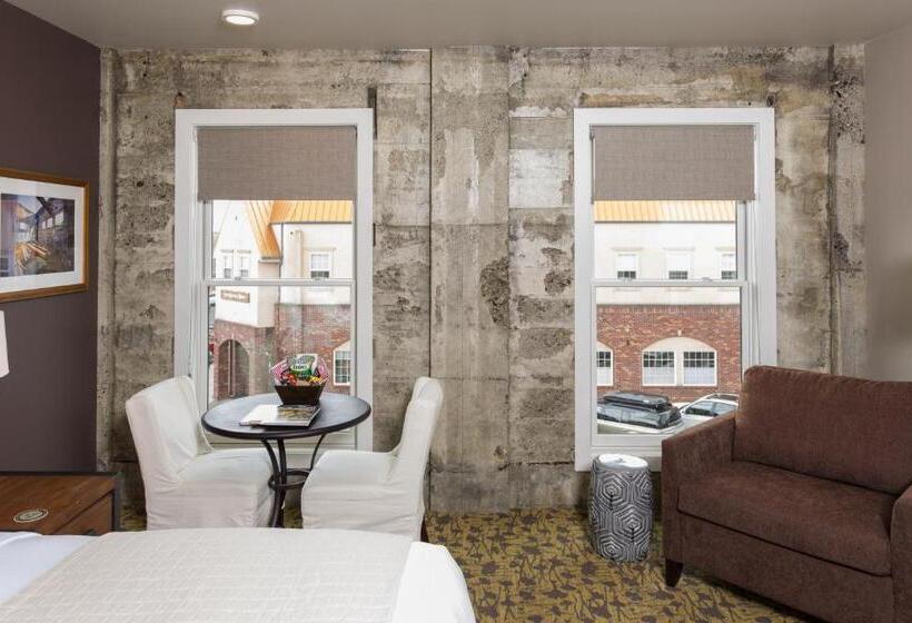 Номер Deluxe Кровать Кинг, Inn At Lynden