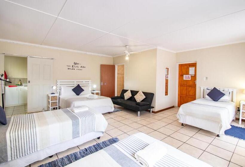 Quarto Familiar, Gastehuis 17