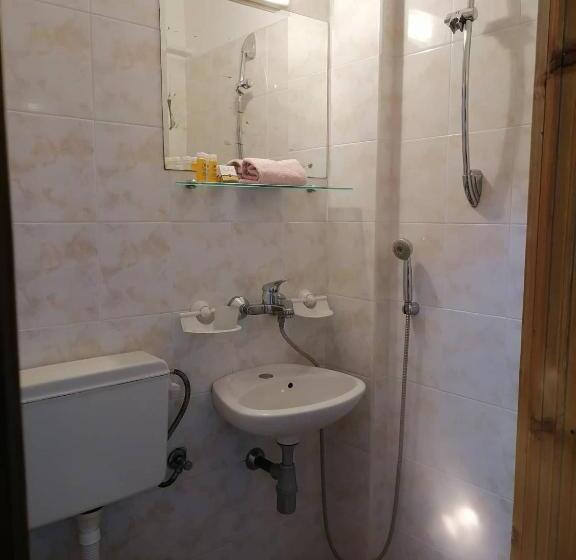 标准间带阳台, Guest House Bа́kish Obzor