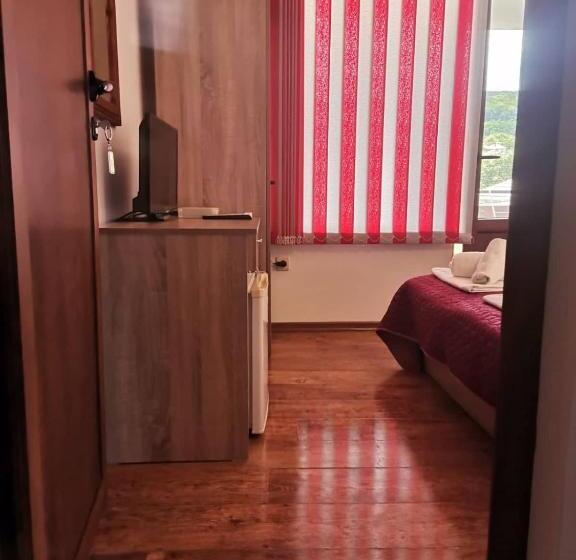 ベーシックルーム, Guest House Bа́kish Obzor
