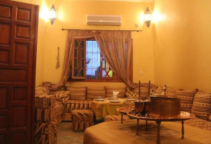 Номер Стандарт, Dar Lamrani