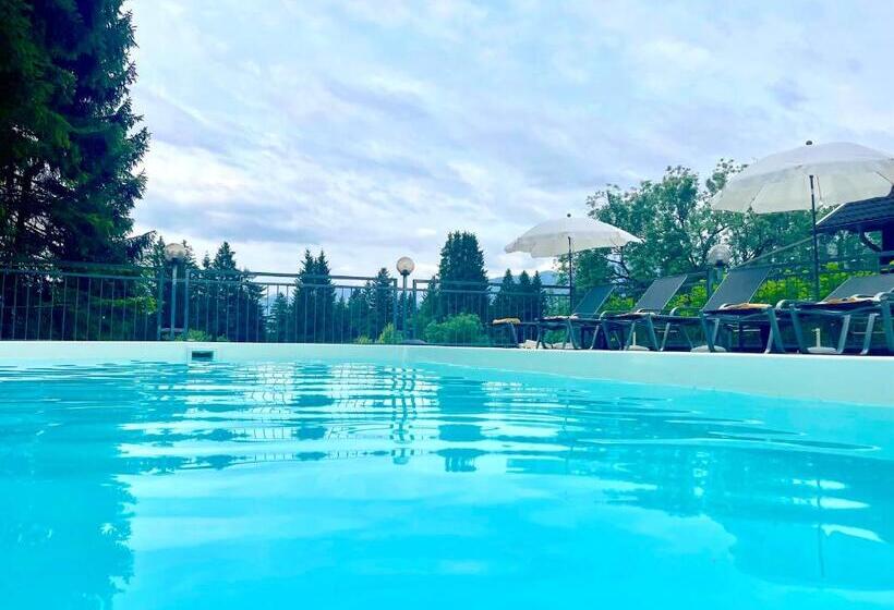 Номер Стандарт с Террасой, Sweet Cherry   Boutique & Guesthouse Tyrol