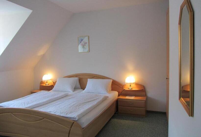 Номер Стандарт, Gästehaus Ferk   Frühstückspension, Bed & Breakfast
