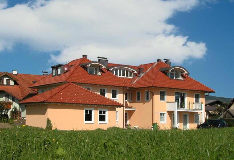 Номер Стандарт с Террасой, Pension Hiesel Villa Untersbergblick