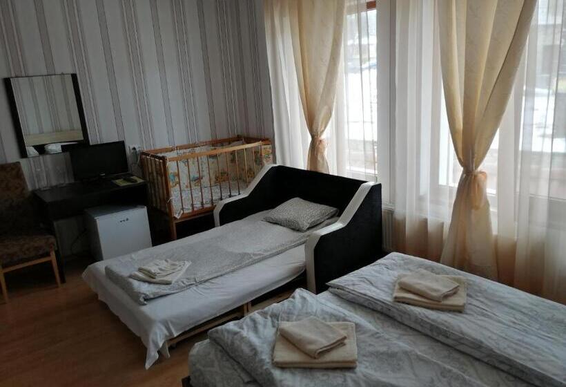 Полулюкс, Guest House Tsenovi