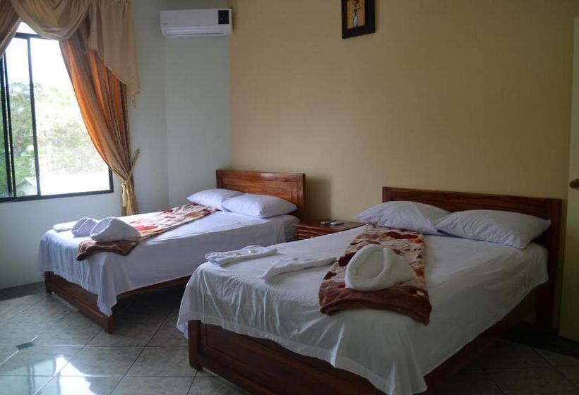 Quarto Estandar, Hostal Andry