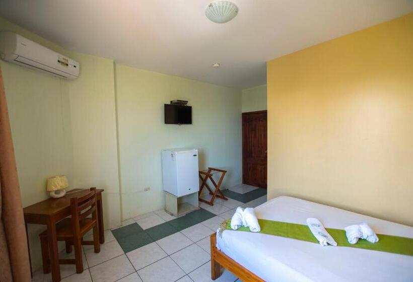 Номер Deluxe, Hostal Andry