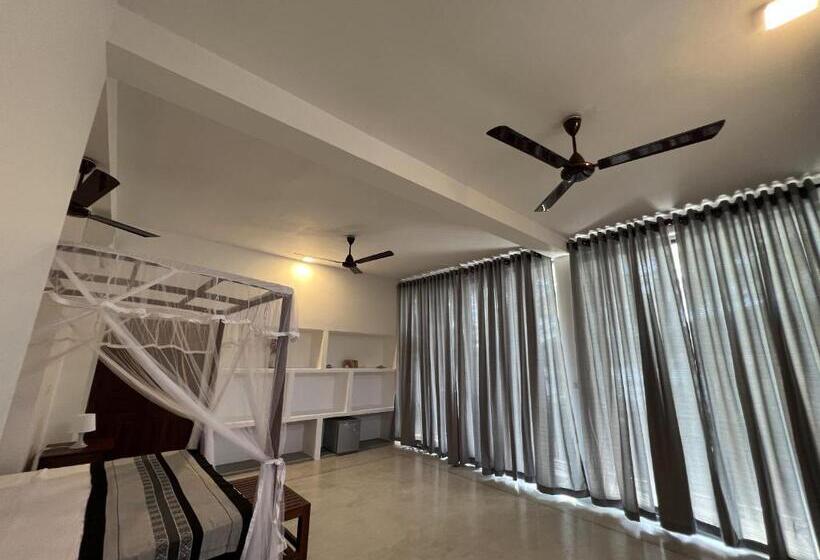 1 Bedroom Apartment Sea View, Galawatta Beach Resort