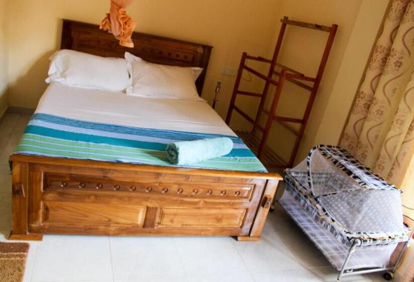 اتاق استاندارد, Suwani Pinnawala Homestay