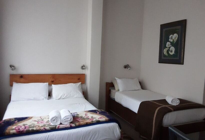 패밀리 룸, Boer And Brit Self Catering Guest House