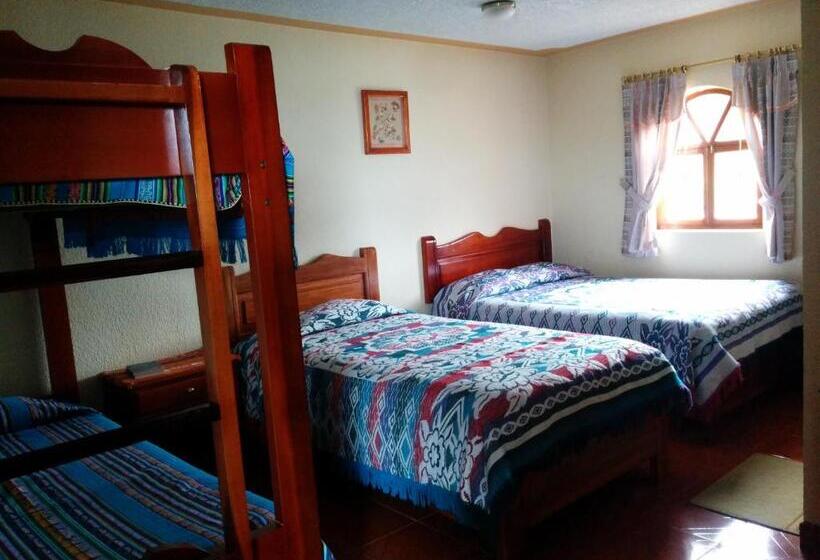 اتاق استاندارد چهار تخته, Hostal Curiñan