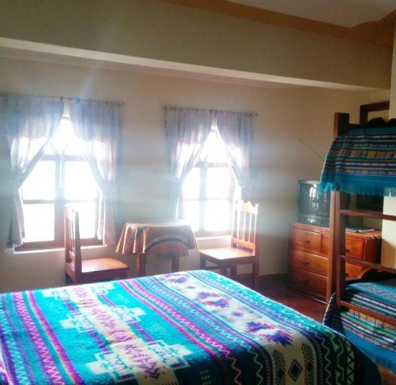 Quarto Superior, Hostal Curiñan