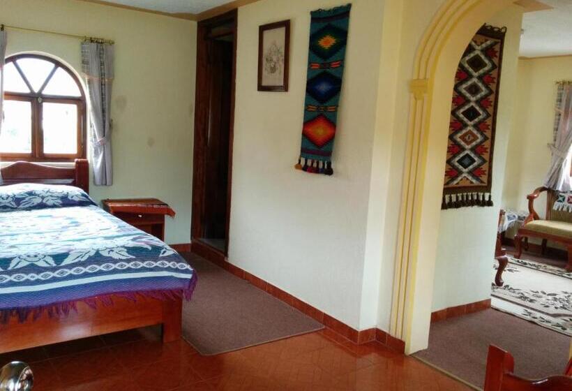 اتاق سوپریور, Hostal Curiñan