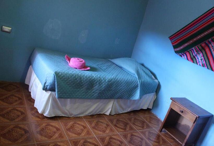 اتاق استاندارد یک تخته با سرویس بهداشتی مشترک, Hostal Tuyasto
