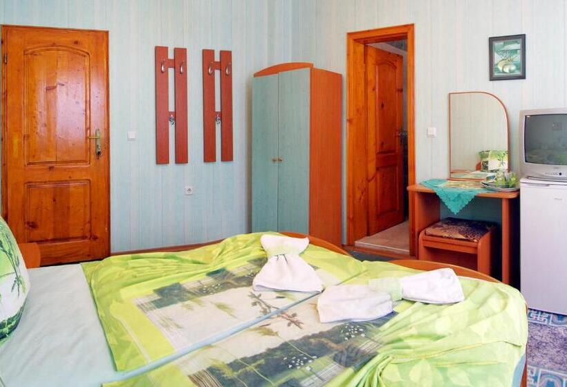 Номер Стандарт с Террасой, Violeta 7 Guest House