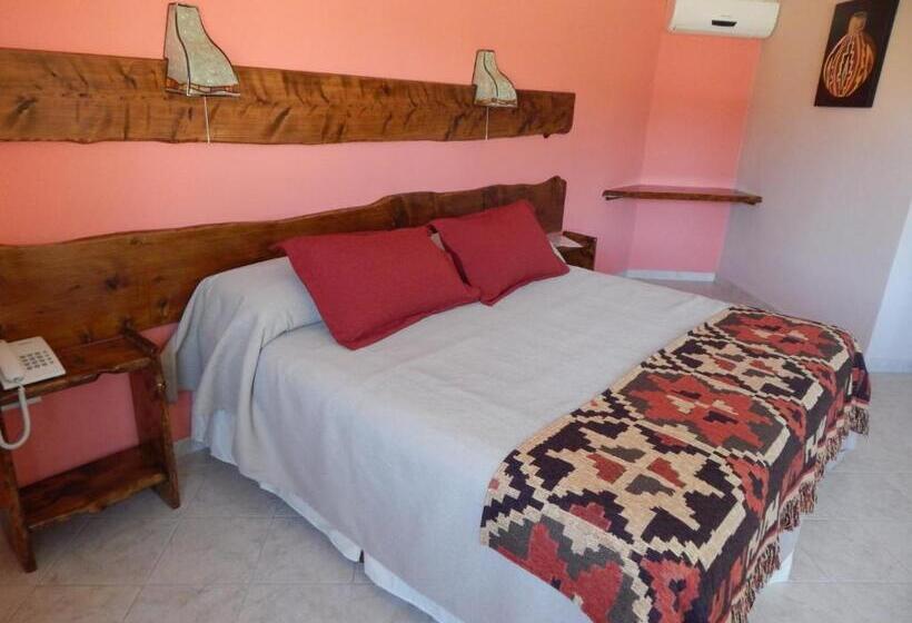 جناح جونيور, Raices Del Carolino   Suites De Altagracia
