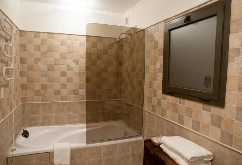جناح سوبيريور, Raices Del Carolino   Suites De Altagracia