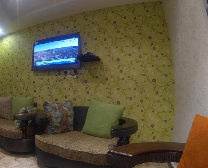 آپارتمان 3 خوابه, Fakhamat Al Orjoana & Suites